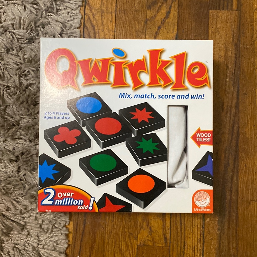Qwirkle board game